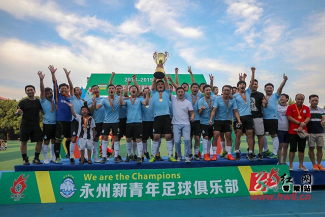 辽宁U19男篮在全国赛中大胜浙江，付远旭表现抢眼